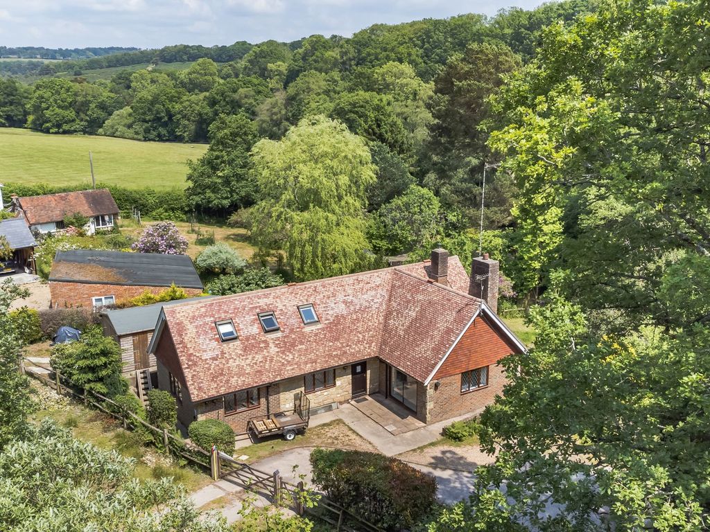 3 bed detached house for sale in Millbrook Hill, Nutley TN22 Zoopla