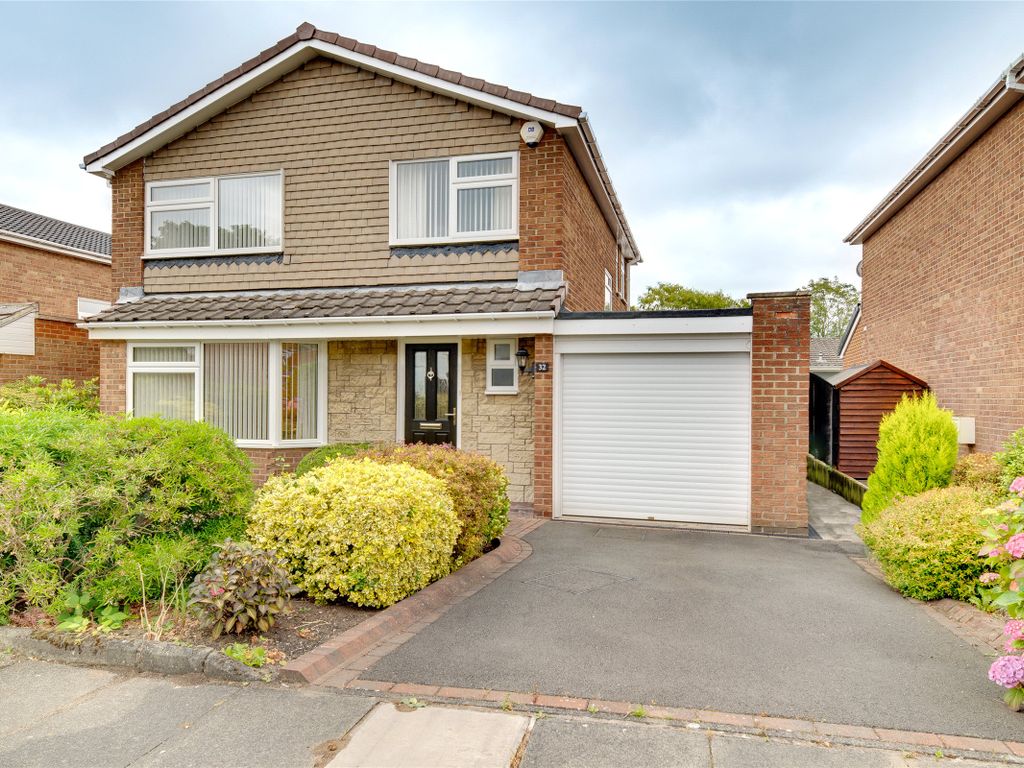3 bed detached house for sale in The Cedars, Whickham NE16 Zoopla