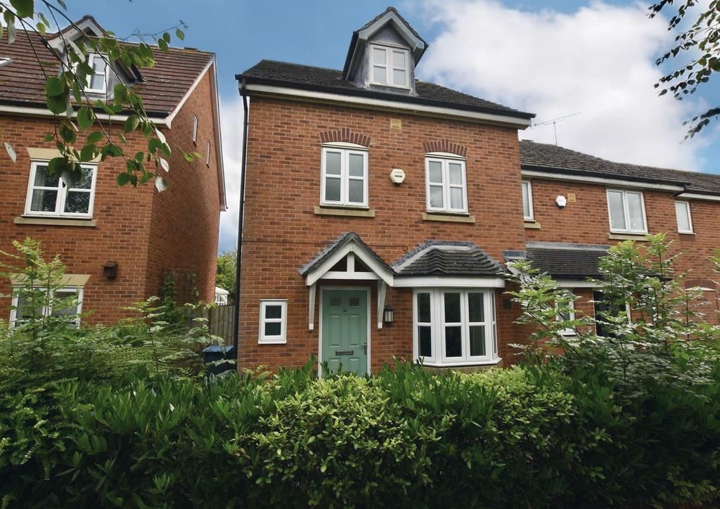 4 bed property for sale in Placid Close, Bannerbrook Park, Coventry CV4
