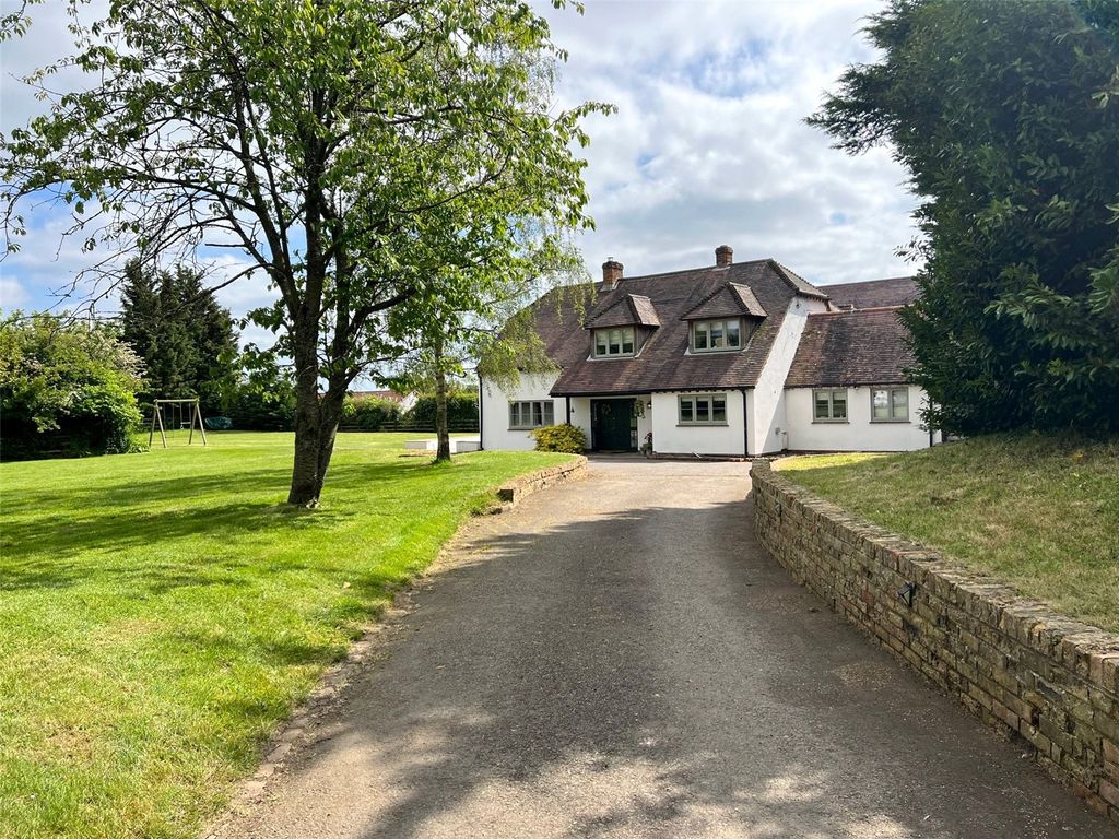 7 bed detached house for sale in Sprigs Holly Lane, Chinnor