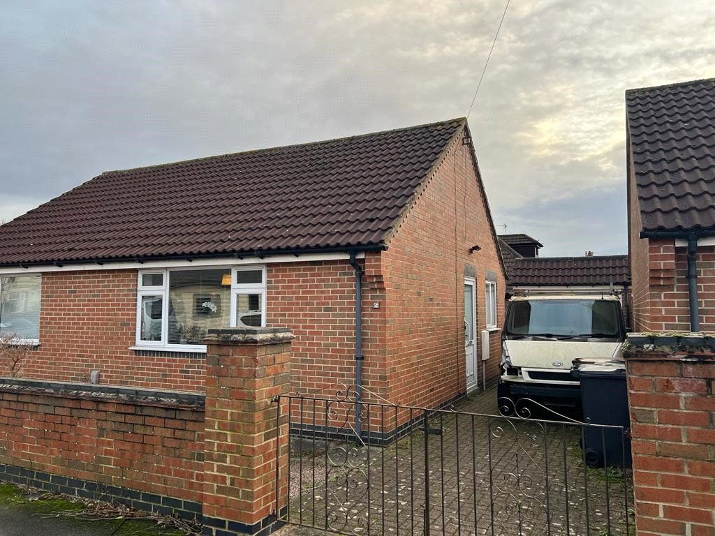 2 bed bungalow for sale in Dorothy Avenue, Thurmaston, Leicester