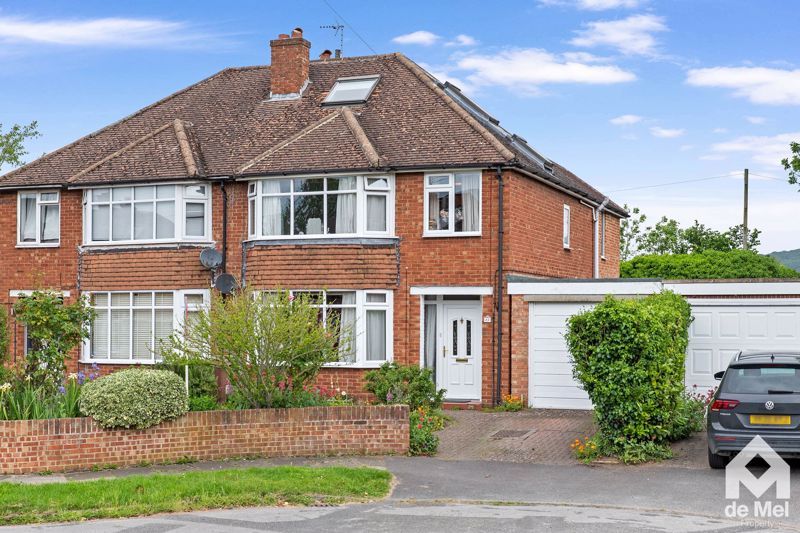 4 bed semidetached house for sale in Hillview Road, Cheltenham GL52