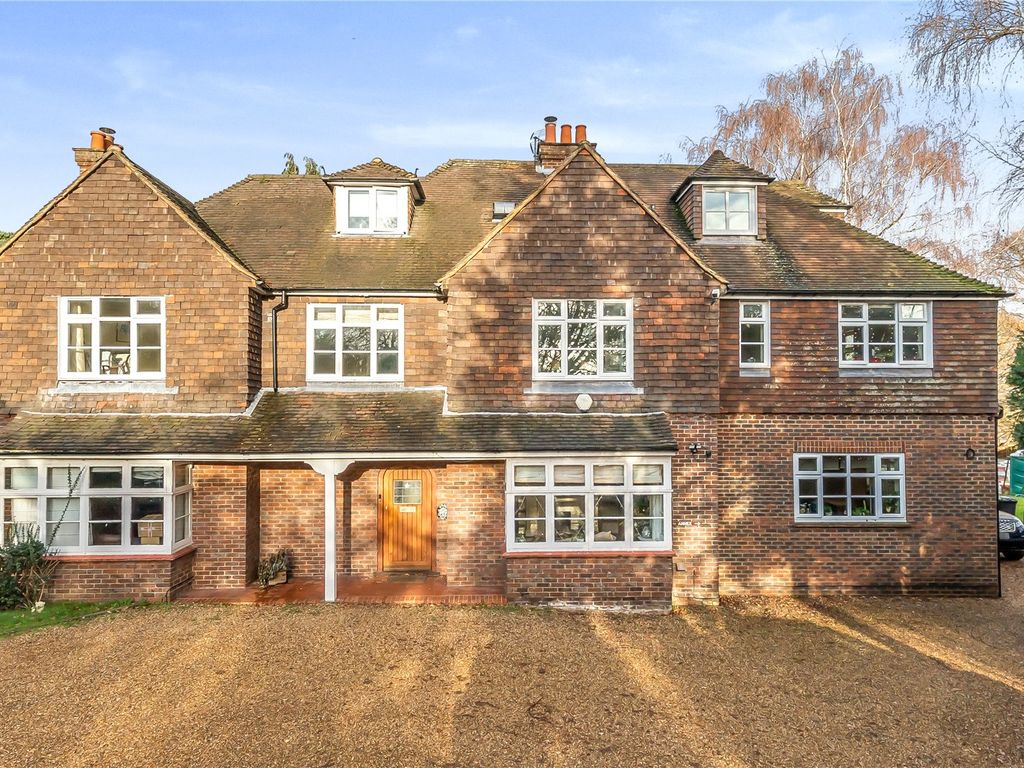 5 bed detached house for sale in Boughton Hall Avenue, Send, Woking