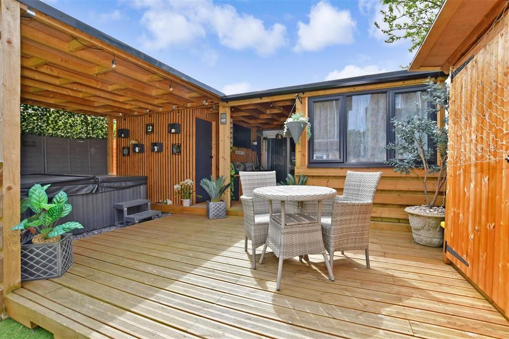 5 bed semidetached house for sale in Grange Road, Ramsgate, Kent CT11