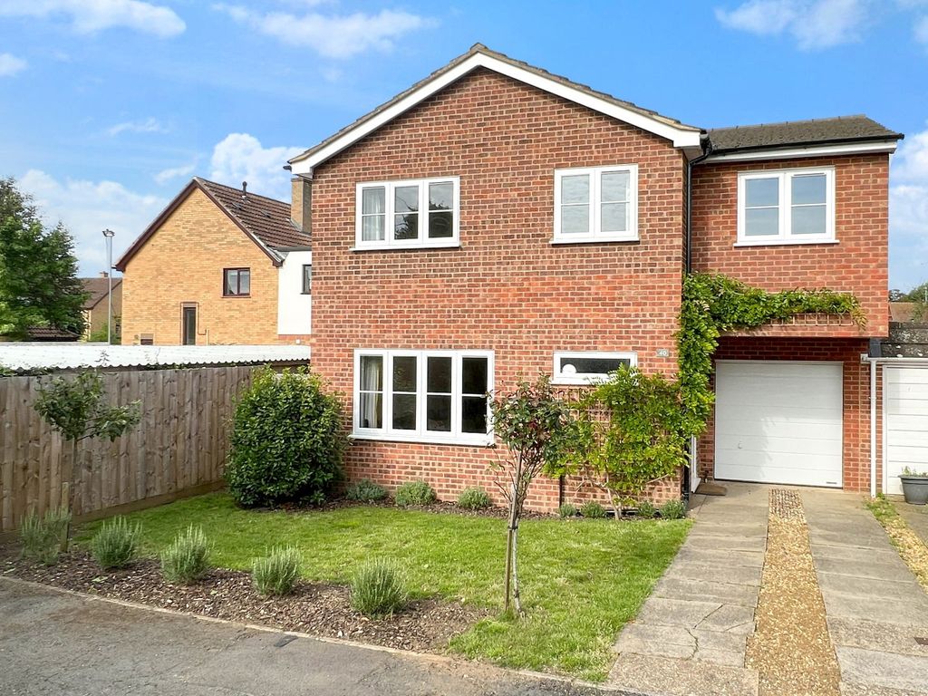 4 bed detached house for sale in Scotsdowne Road, Trumpington