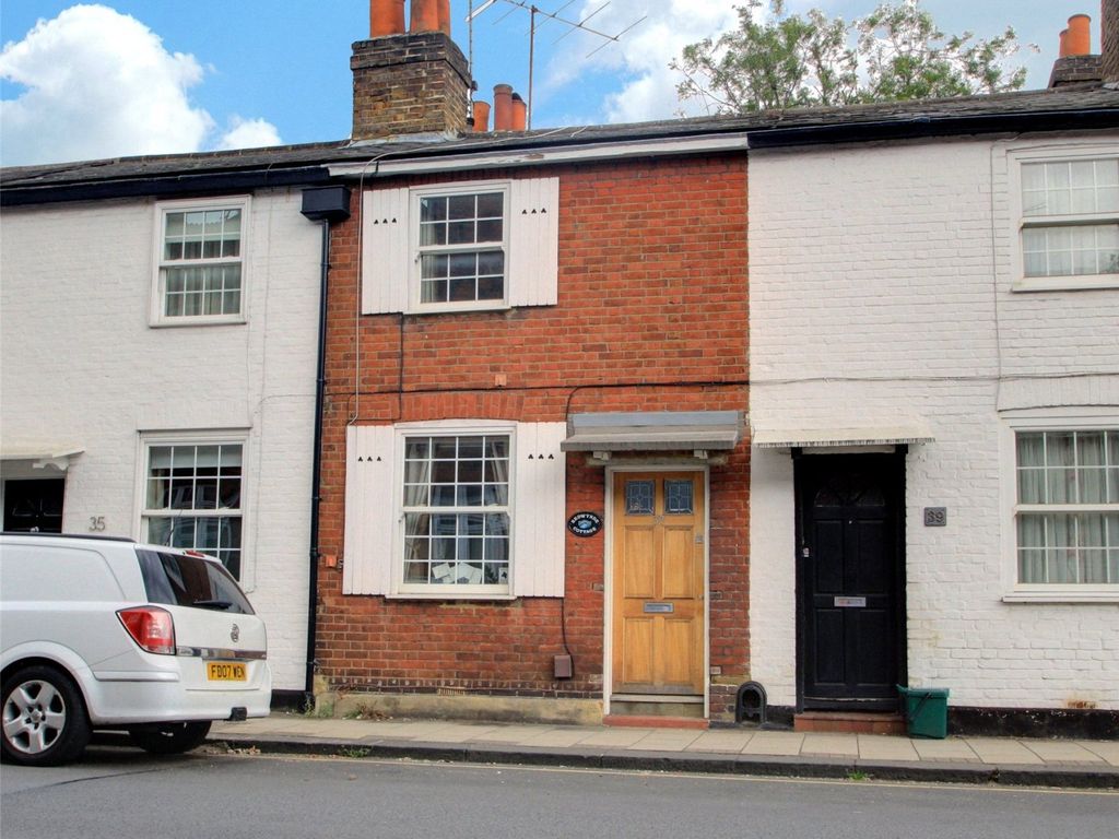2 bed terraced house for sale in London Street, Chertsey, Surrey KT16 Zoopla