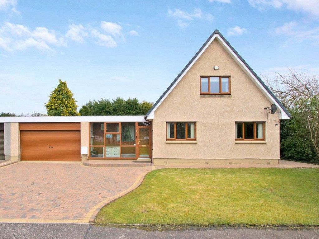 3 bed link detached house for sale in Carnoustie Gardens, Glenrothes