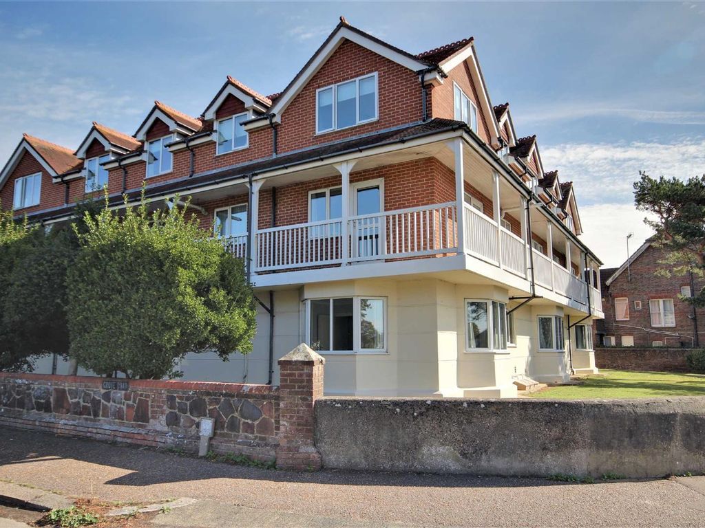2 bed flat for sale in Penhurst Court, 2 Grove Road, Worthing BN14, £
