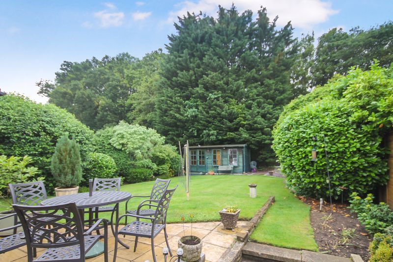 3 bed detached bungalow for sale in Eastwick Park Avenue, Bookham