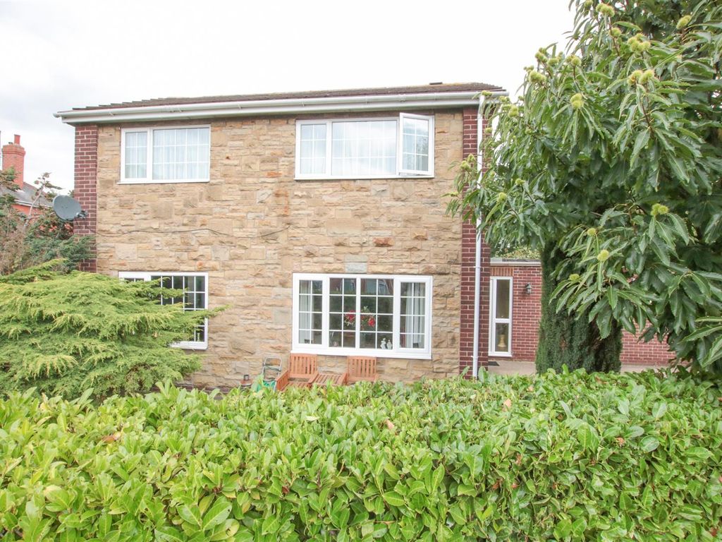 3 bed detached house for sale in Cedric Road, Edenthorpe, Doncaster DN3