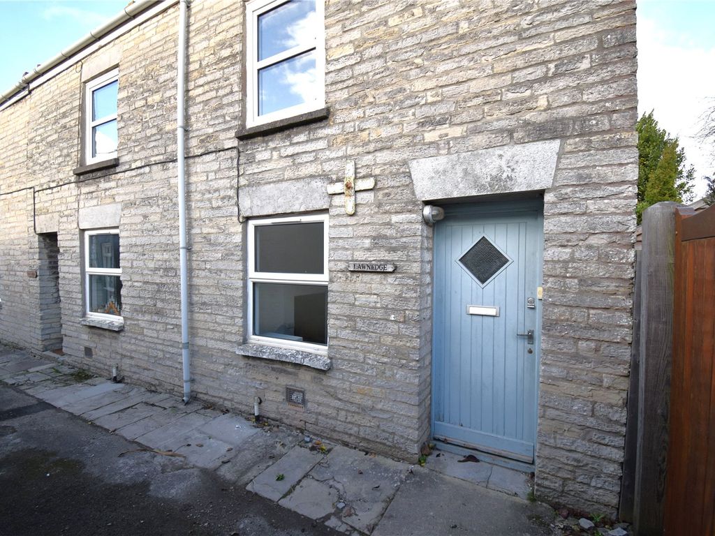2 bed end terrace house to rent in The Triangle, Somerton TA11, £895