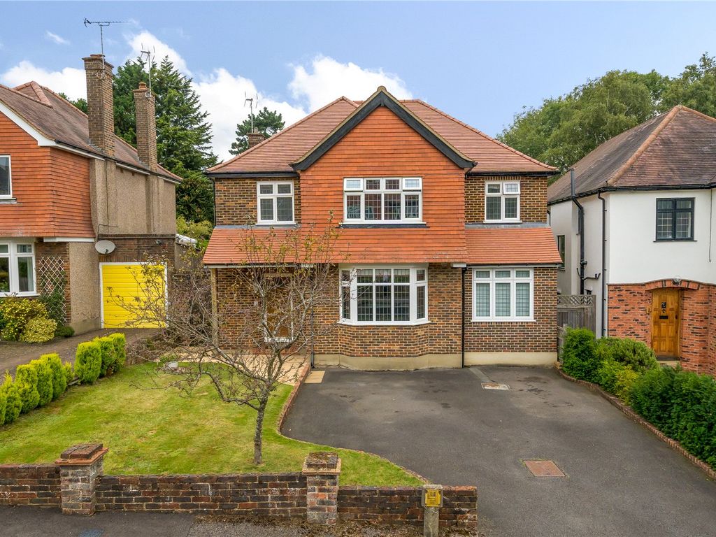 5 bed detached house for sale in Braeside Close, Sevenoaks, Kent TN13