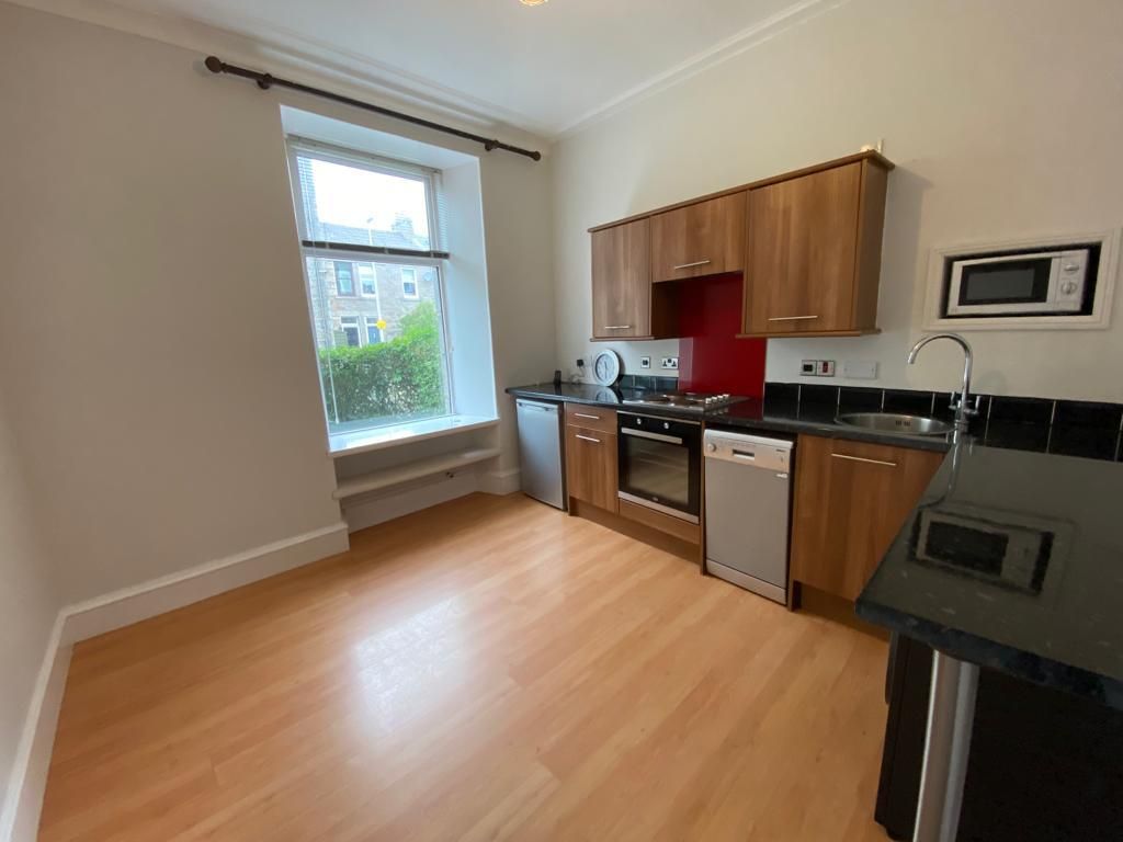 1 bed flat to rent in Claremont Street, Aberdeen AB10, £550 pcm Zoopla