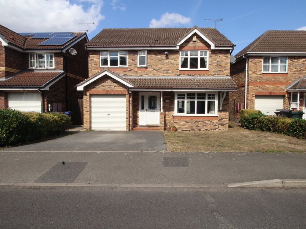 4 bed detached house for sale in Fewston Way, Lakeside, Doncaster DN4