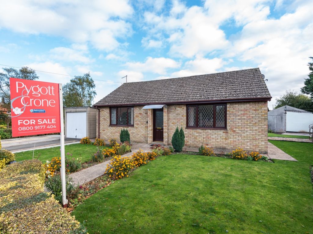 2 bed detached bungalow for sale in Church Lane, Anwick, Sleaford