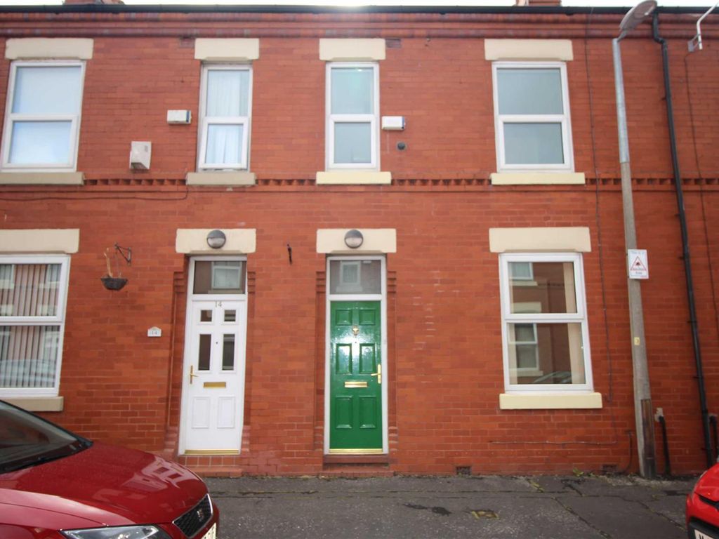 3 bed terraced house to rent in Goulden Street, Salford M6, £1,100 pcm