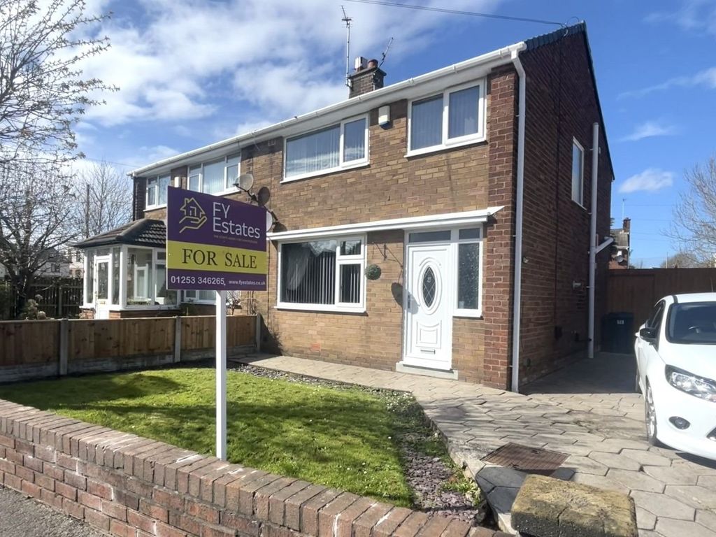 3 bed semidetached house for sale in Ledbury Road, Blackpool FY3, £