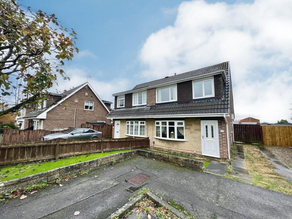 3 bed semidetached house for sale in Lerwick Close, StocktonOnTees