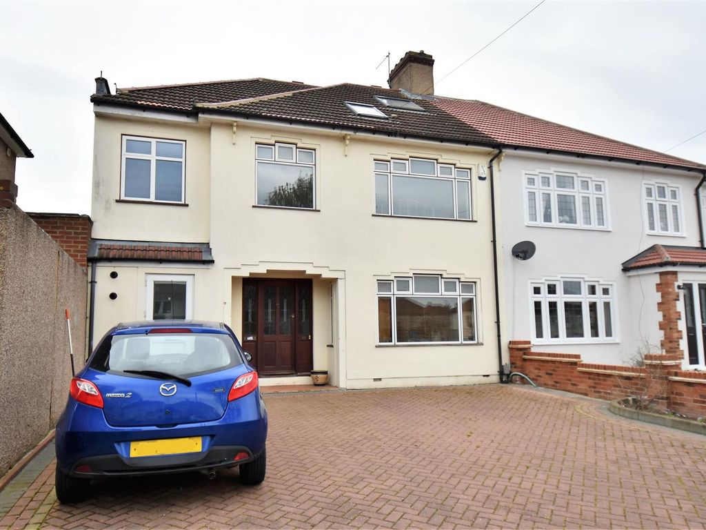 5 bed semidetached house for sale in Hollingbourne Avenue, Bexleyheath