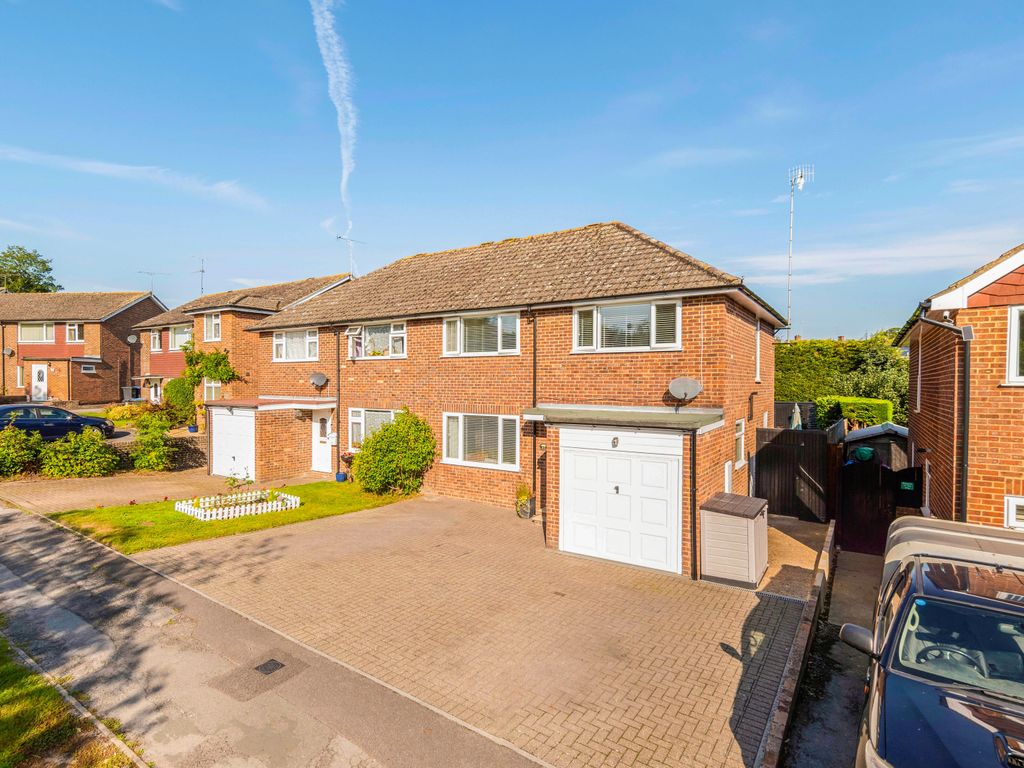 3 bed semidetached house for sale in Old Station Close, Crawley Down
