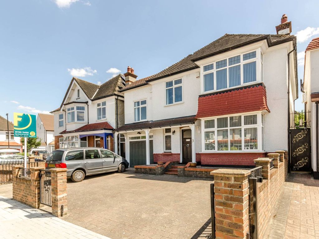 5 bed detached house for sale in De Montfort Road, Streatham, London