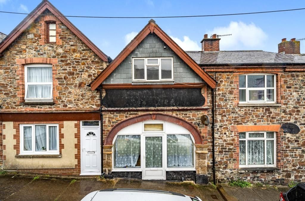2 bed terraced house for sale in Northfield Road, Okehampton, Devon