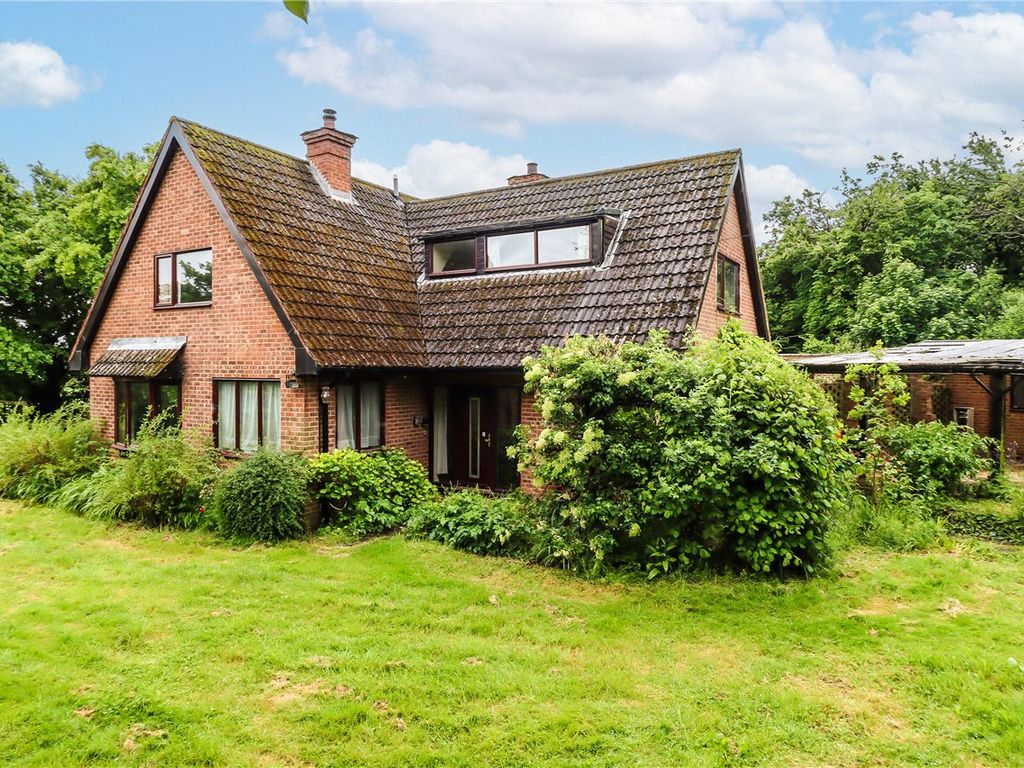 3 bed country house for sale in Aubrey Lane, Redbourn, St. Albans