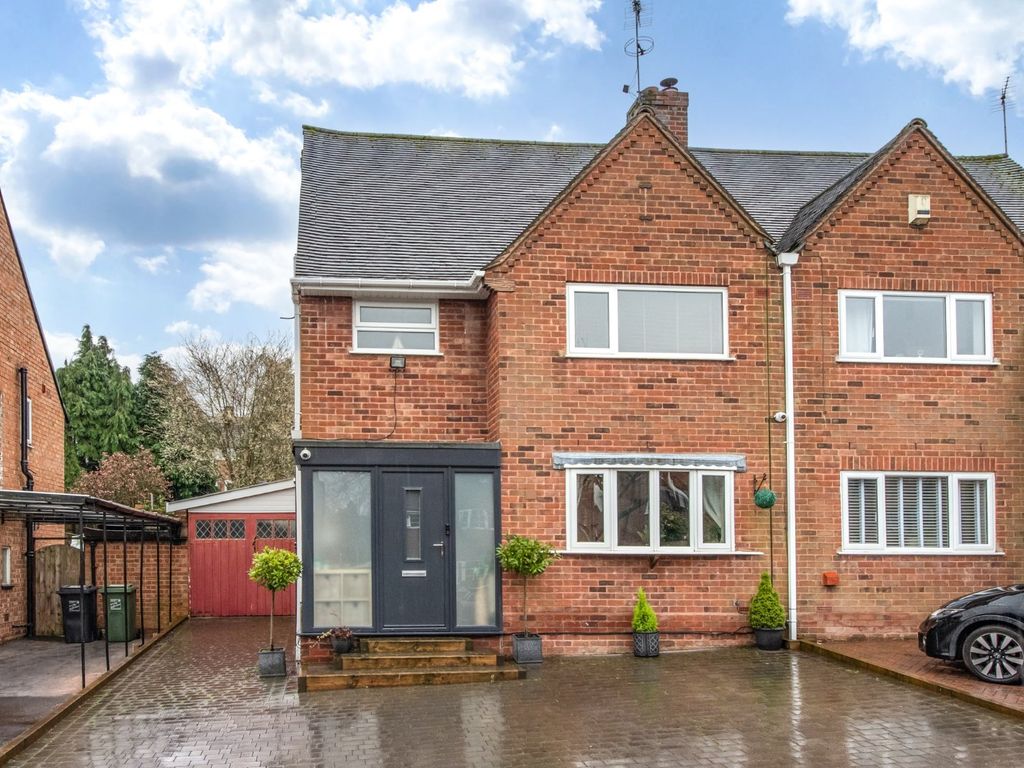 3 bed semidetached house for sale in Oakenshaw Road, Greenlands