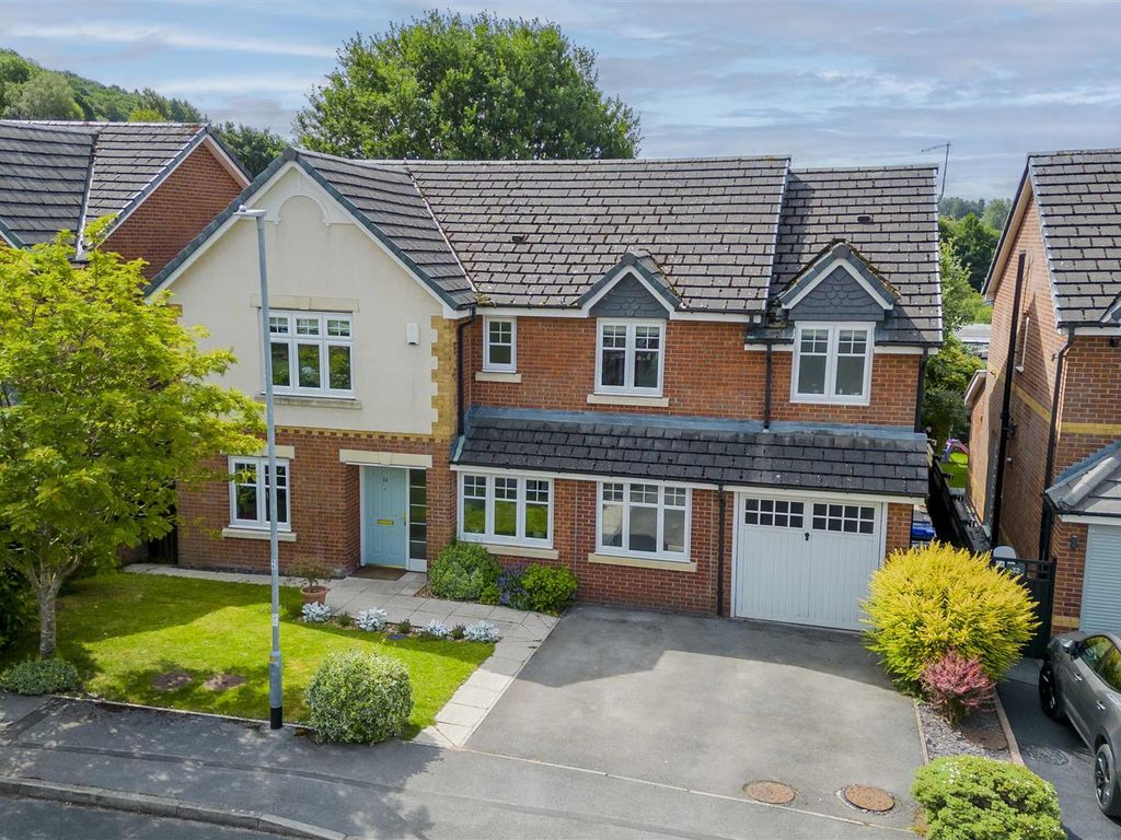 5 bed detached house for sale in Ashenhurst Way, Leek, Staffordshire ST13 Zoopla