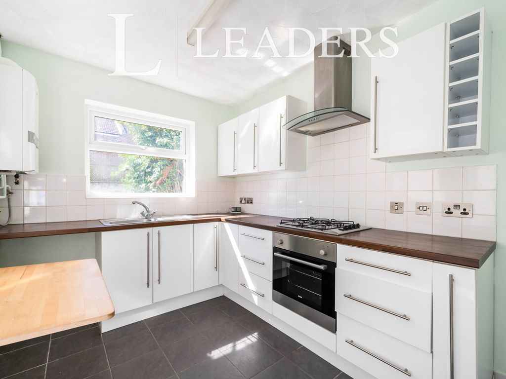 2 bed terraced house to rent in Eastfield Road, Southsea PO4, £1,150 pcm Zoopla