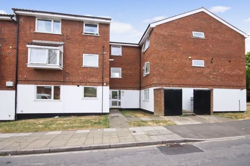 1 bed flat for sale in Makepeace Road, Northolt, London UB5 Zoopla