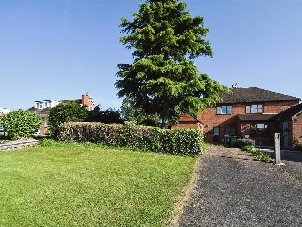 3 bed semidetached house for sale in Church Lane, Aisthorpe, Lincoln