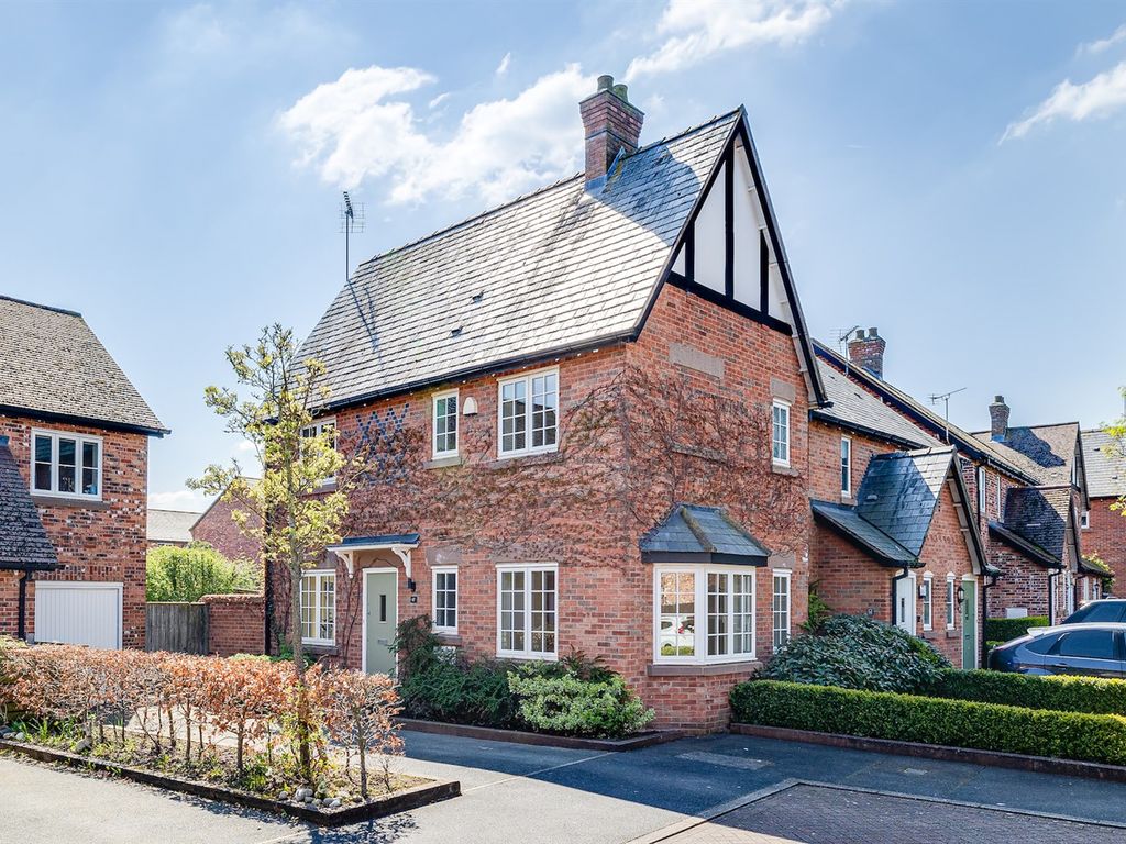 3 bed semidetached house for sale in Brereton Close, Tarvin, Chester