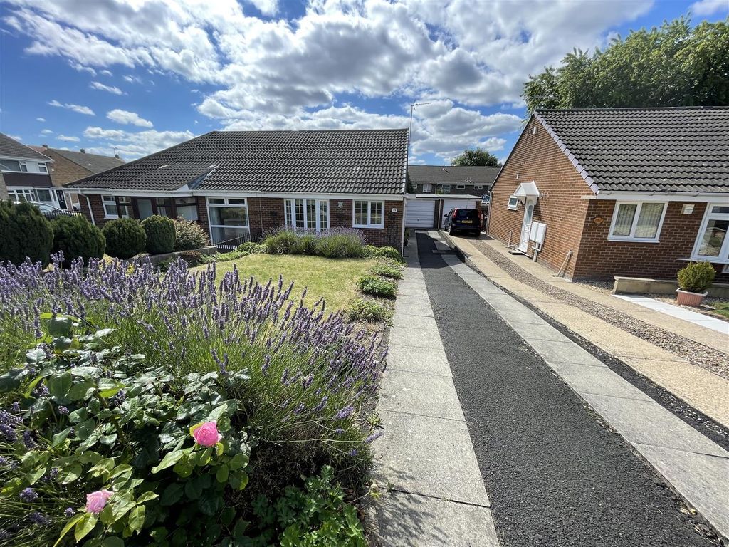 2 bed semidetached bungalow for sale in Thorntons Close, Pelton
