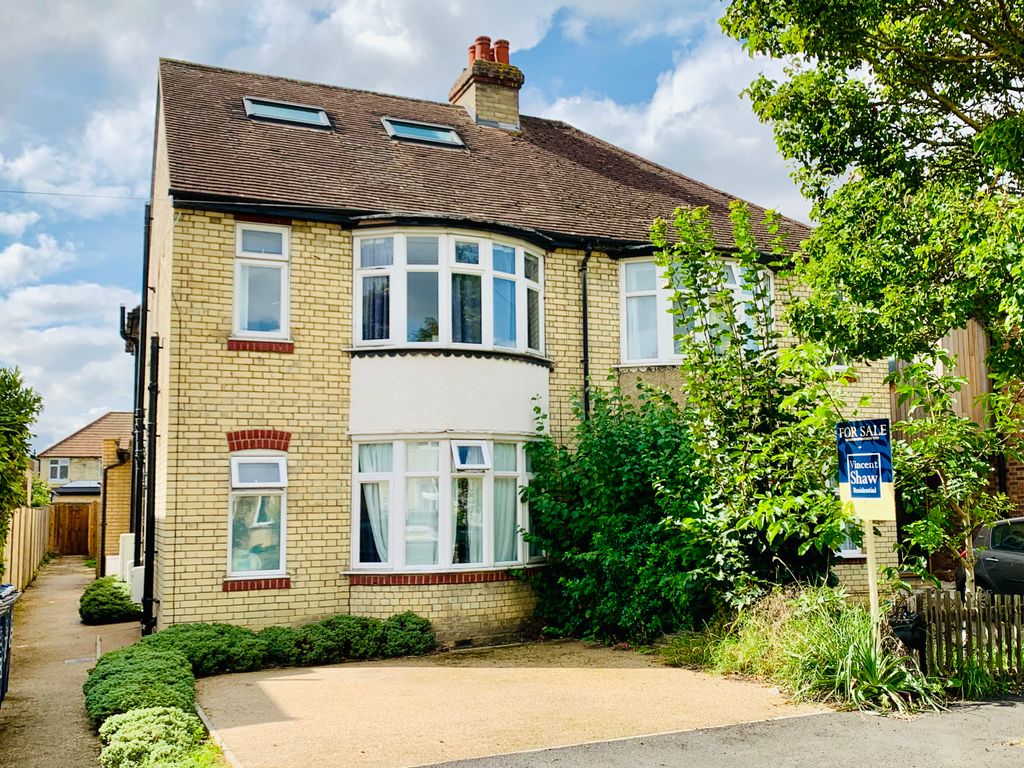 2 bed flat for sale in Lovell Road, Cambridge CB4, £265,000 Zoopla