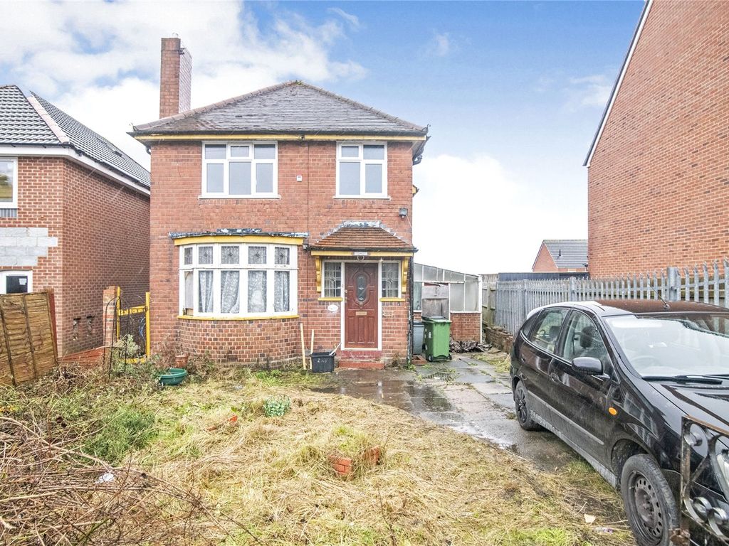 3 bed detached house for sale in Delph Road, Brierley Hill, West