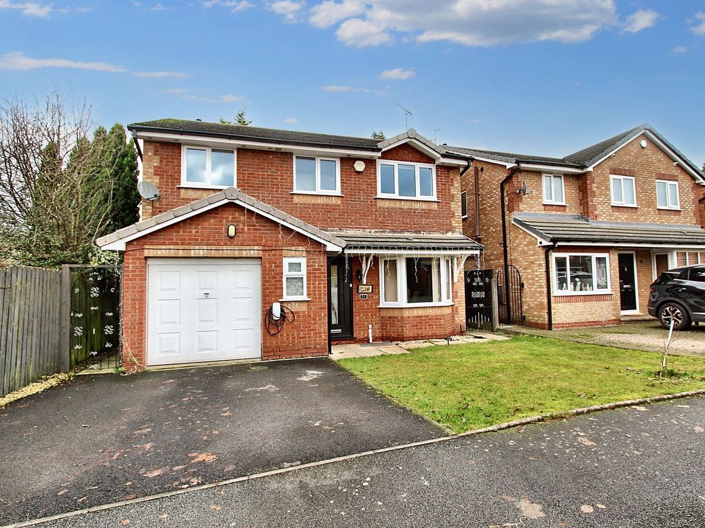 4 bed detached house for sale in Tanfield Drive, Radcliffe M26, £