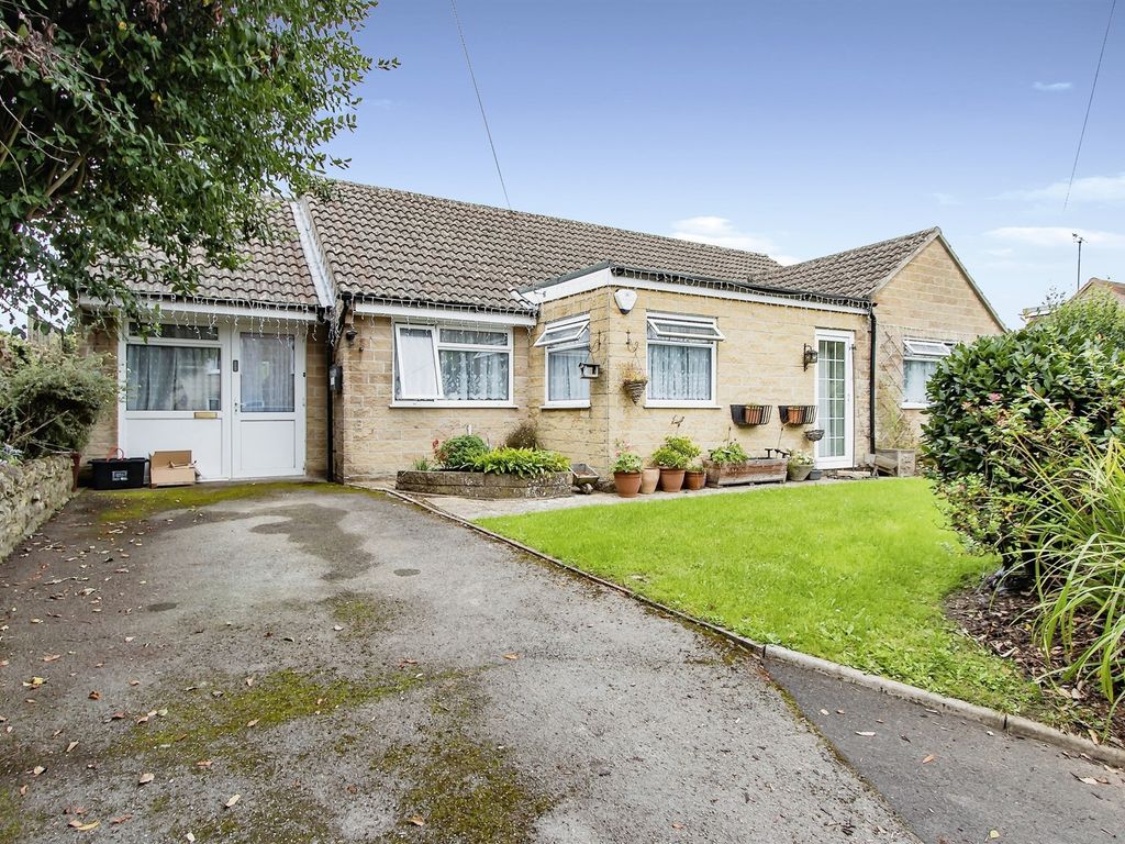 2 bed detached house for sale in Barn Street, Crewkerne TA18, £350,000