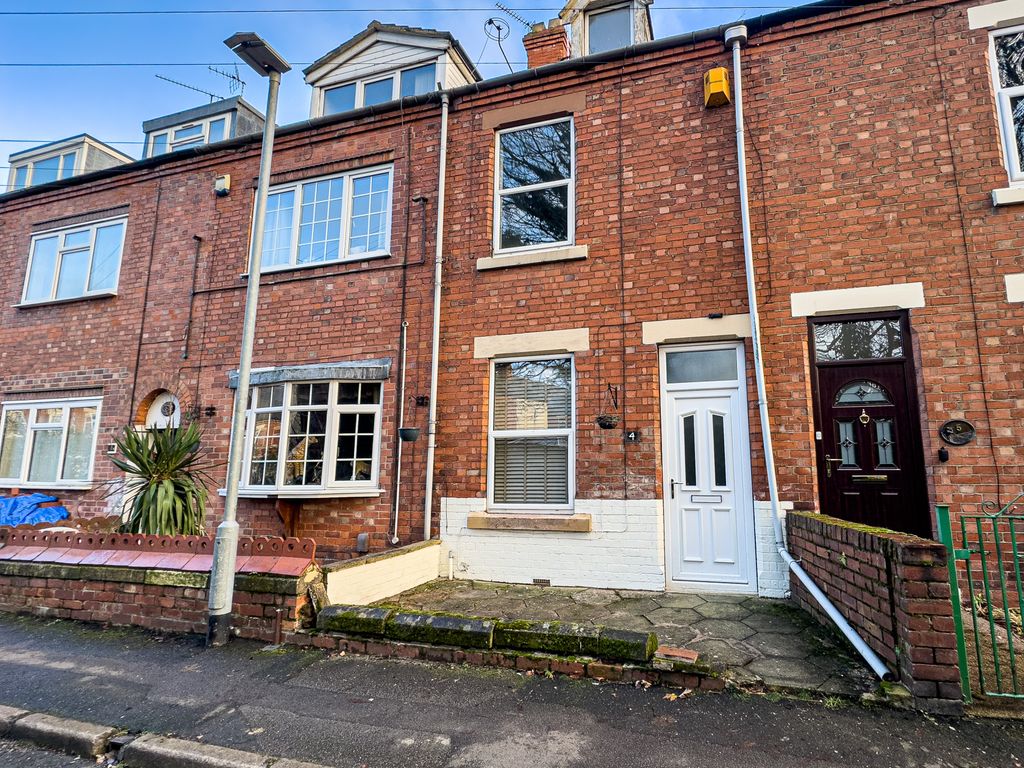 3 bed terraced house for sale in Brook Terrace, Worksop S80, £135,000