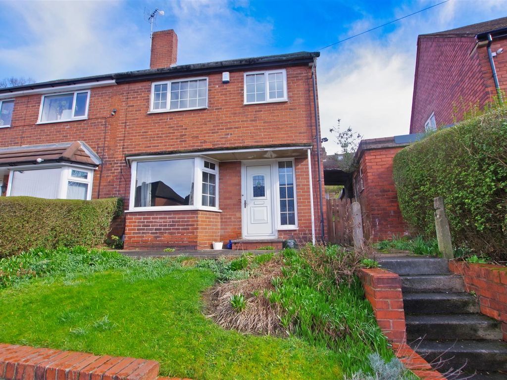 3 bed semidetached house for sale in Moorcroft Drive, Dewsbury WF13