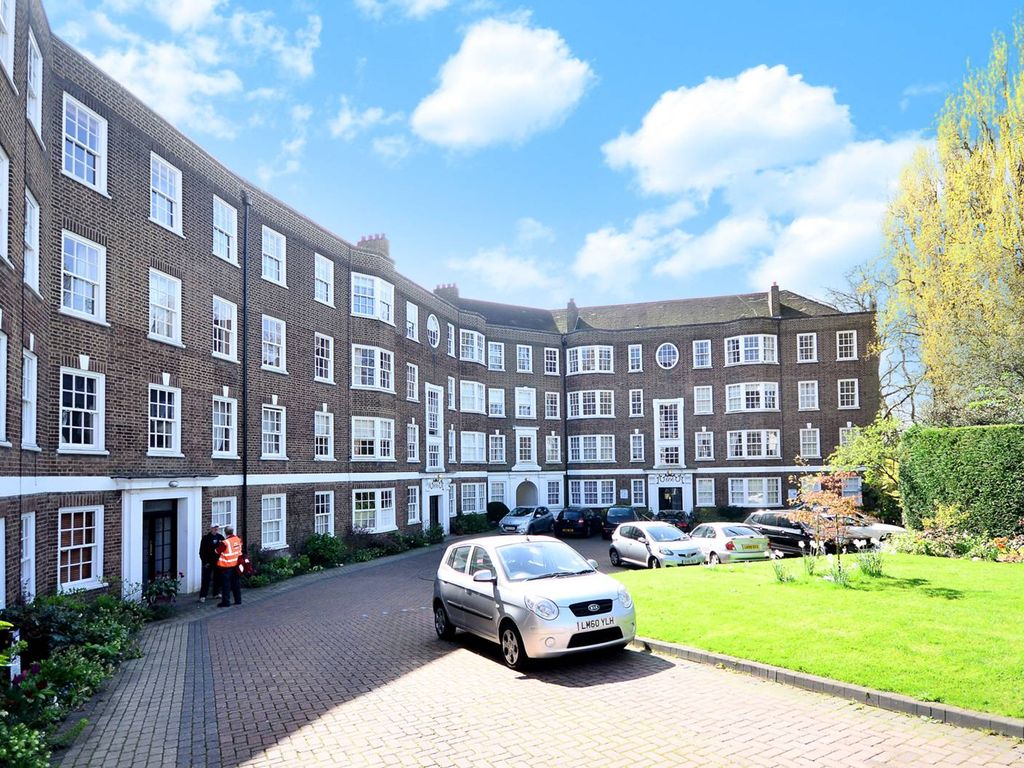 Highgate Village, Hillgate Village, London N6  