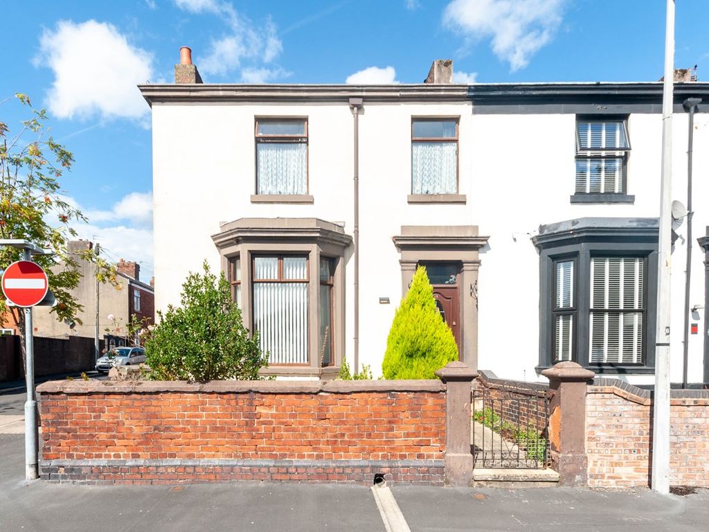 4 bed end terrace house for sale in Windle Street, St Helens WA10 Zoopla