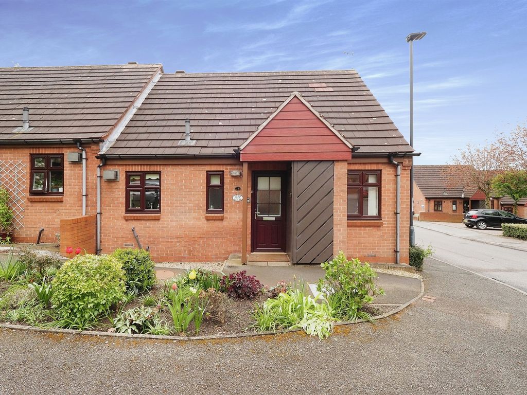 2 bed semidetached bungalow for sale in Gascoigne Drive, Spondon, Derby DE21 Zoopla