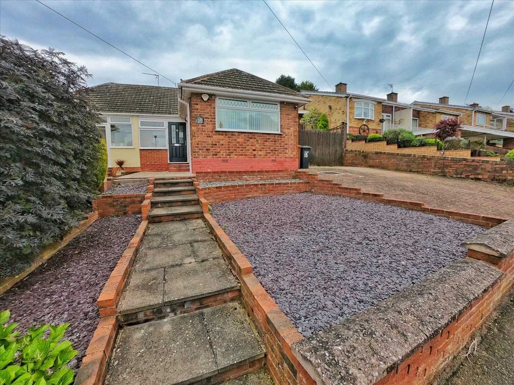 2 bed bungalow for sale in Walford Drive, Solihull B92, £280,000 Zoopla