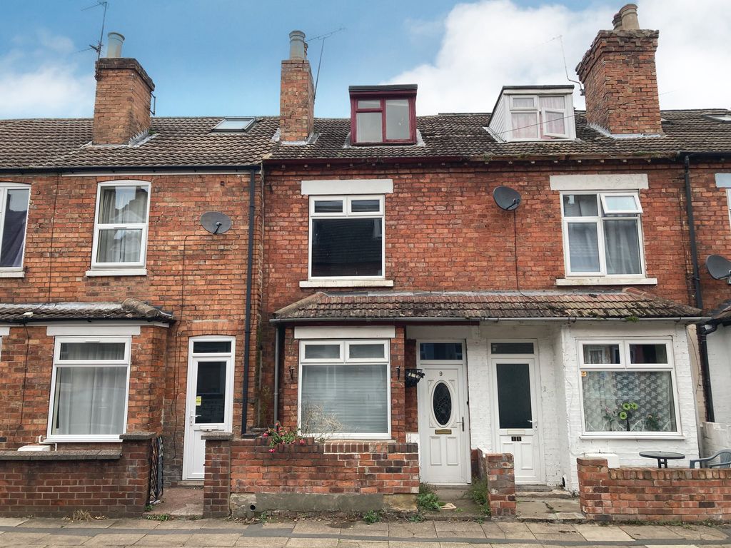 4 bed terraced house for sale in 9 Trent Street, Gainsborough DN21 Zoopla