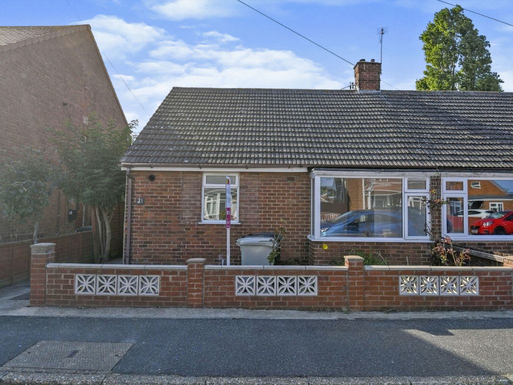 2 bed semidetached bungalow for sale in Burlington Road, Skegness PE25