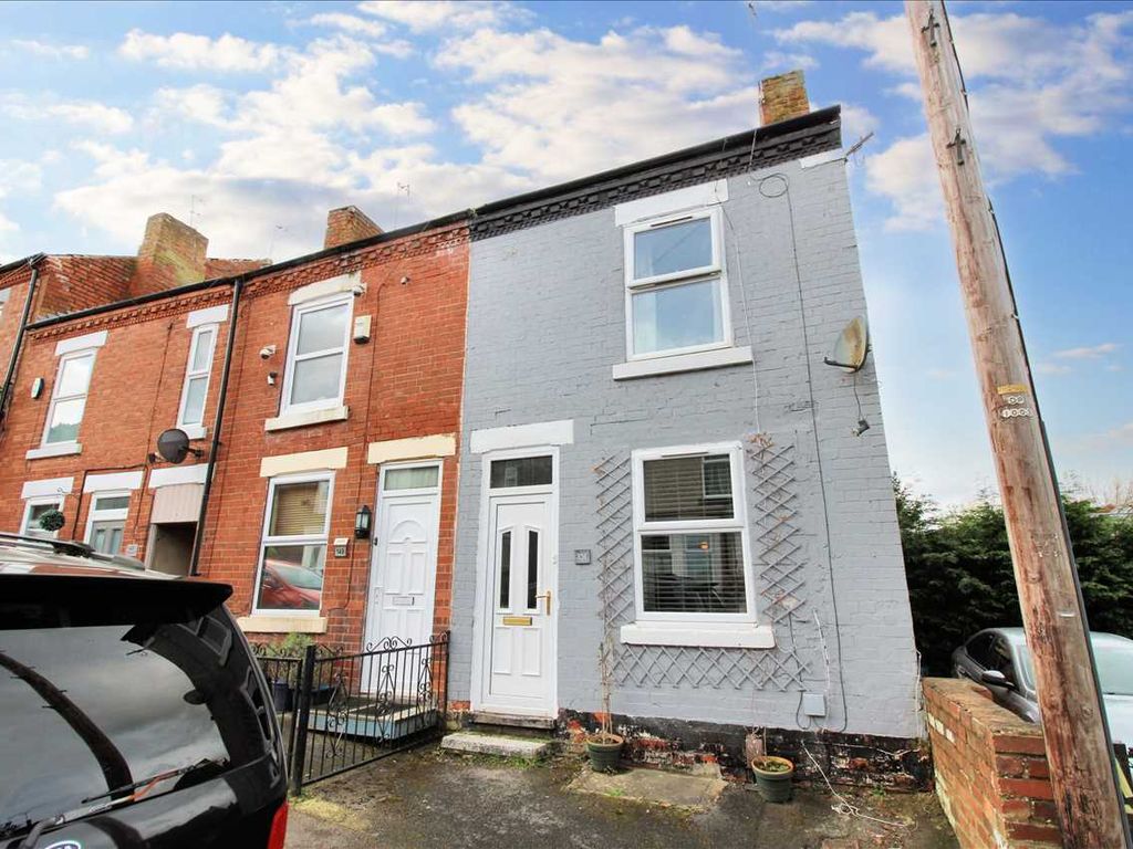 2 bed end terrace house for sale in Lynncroft, Eastwood, Nottingham