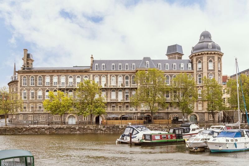 2 bed flat for sale in Guinea Street, Bristol BS1 Zoopla