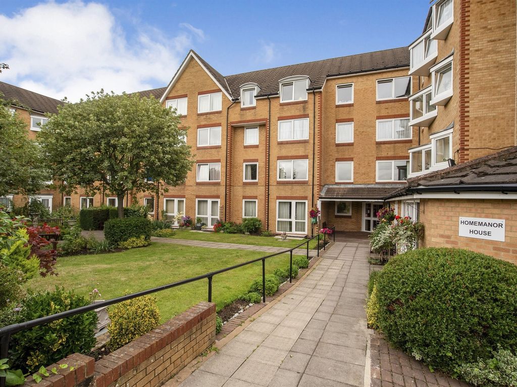1 bed property for sale in Cassio Road, Watford WD18, £110,000 Zoopla