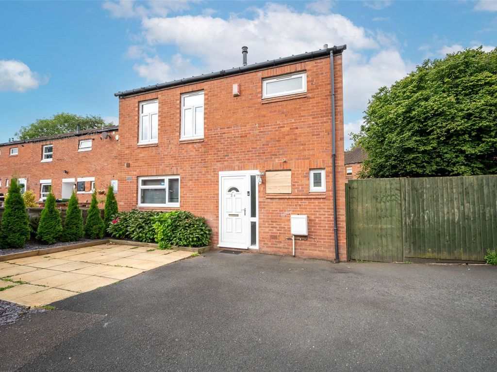 3 bed end terrace house for sale in Chockleys Meadow, Leegomery